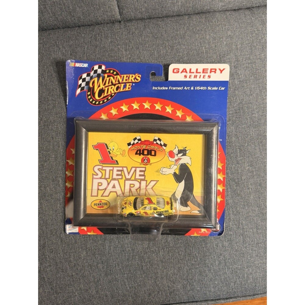Winner's Circle Steve Park Monte Carlo 400 NASCAR 1:64 Diecast Looney Tunes